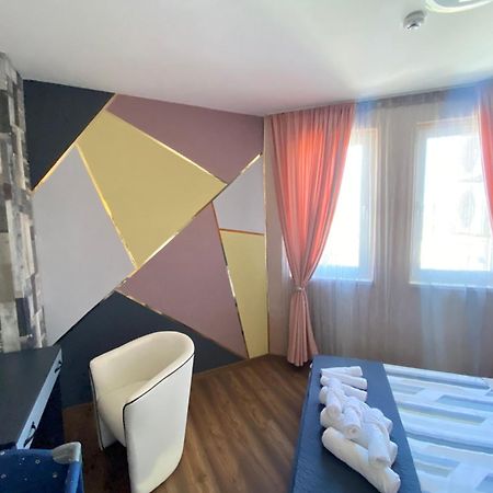 Апартамент Жаклин К.К. Хармони Хилс Rogachevo Exteriör bild